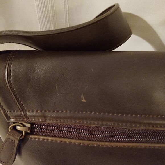 Liz Claiborne Brown Leather Shoulder Bag Purse - Picture 13 of 16